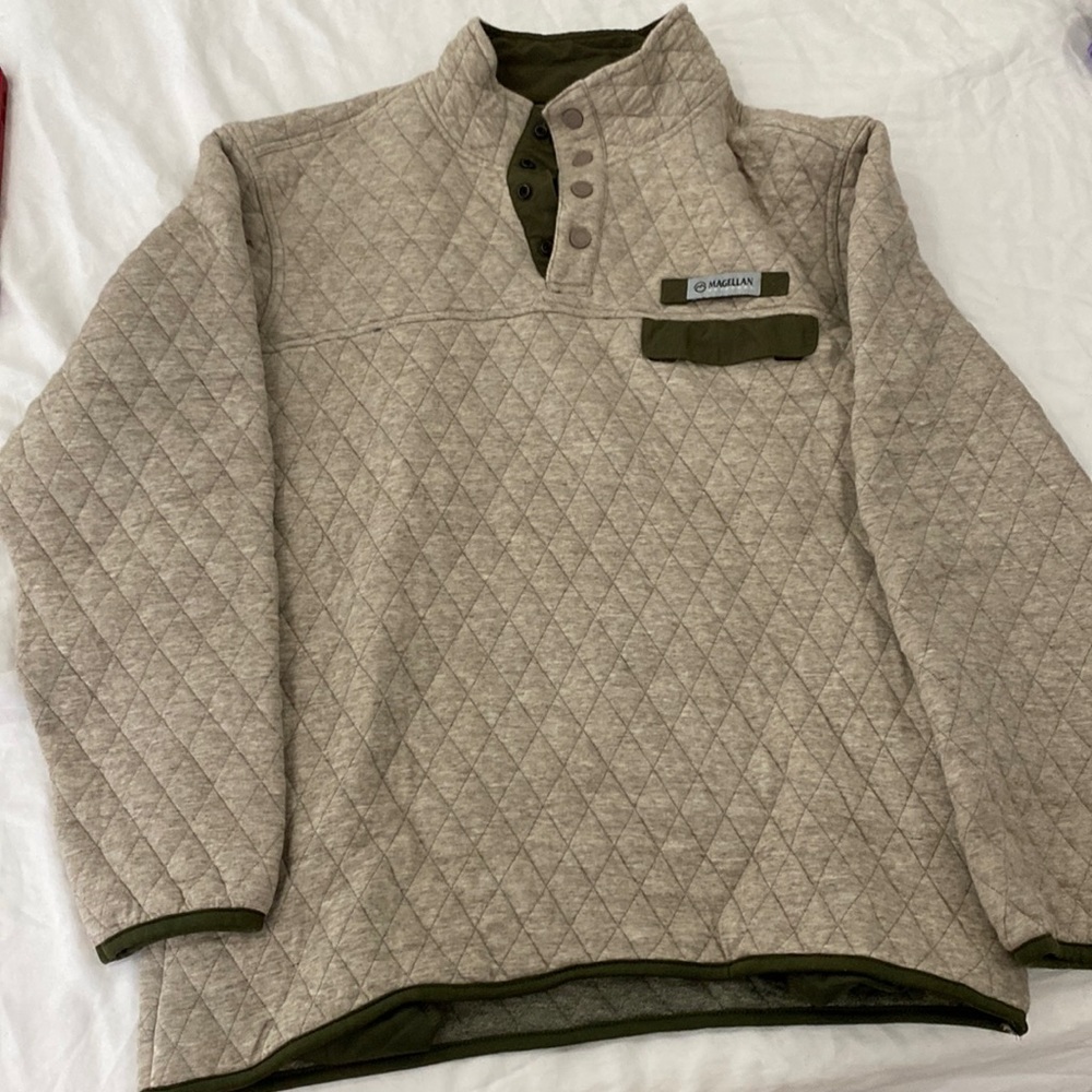 Magellan outdoors hoodie sweatshirt button
